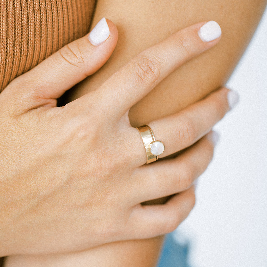 Pearl ring that is minimal and modern perfect for everyday and stackable.
