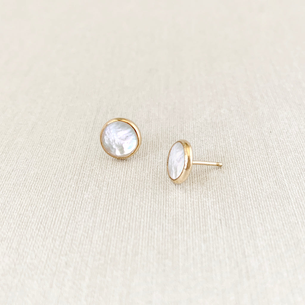 Deep Pearl Stud Earrings with Mother of Pearl