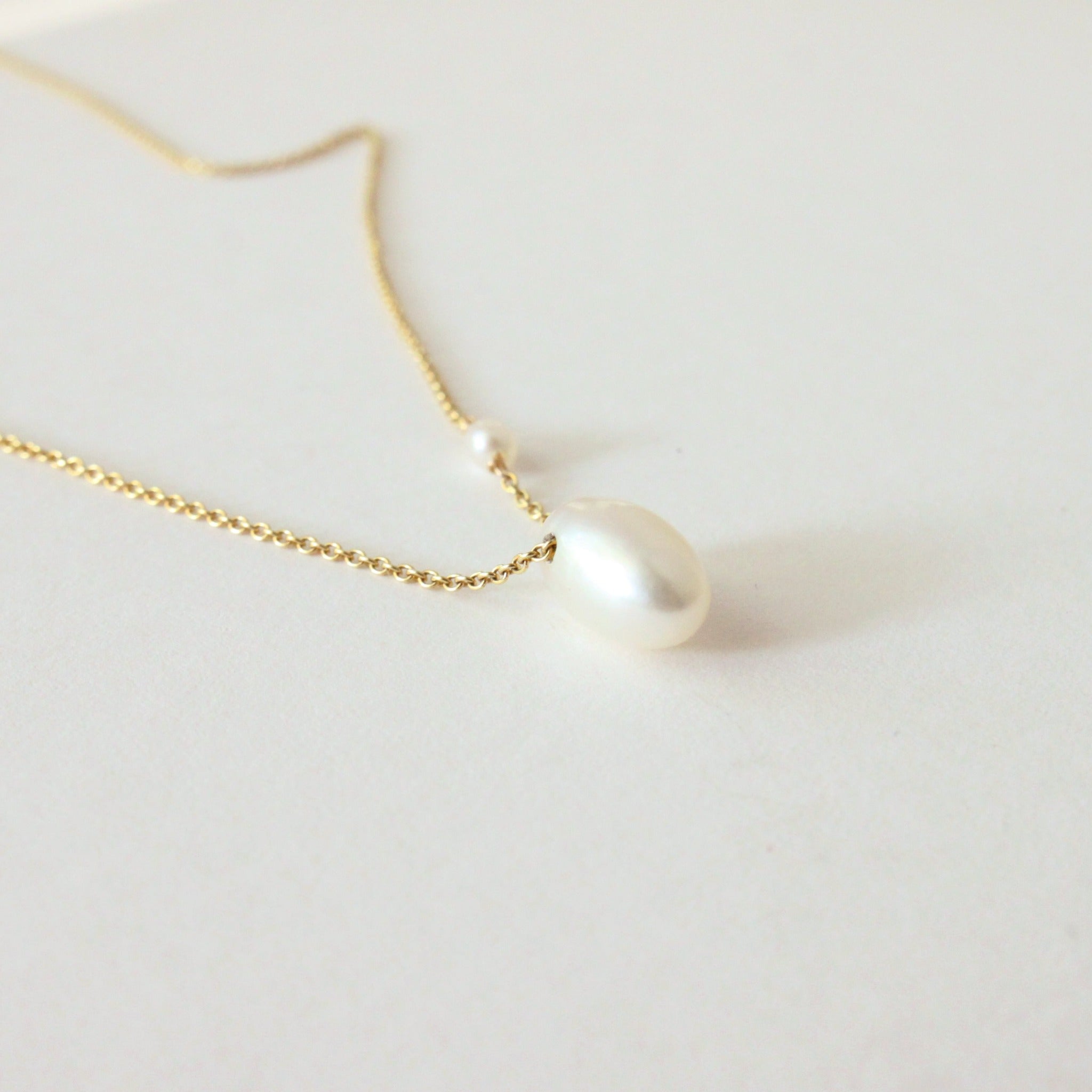 Floating Duet Pearl Necklace